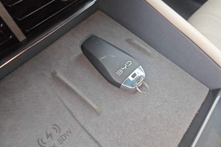 Used BYD Seal 06GT 2025 Intelligent Driving Version 605 Heatwave Edition Vehicle Key