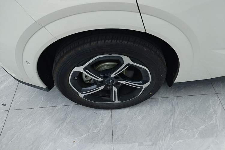 Used BYD Seal 06GT 2025 Intelligent Driving Version 505 Wave Plus Edition Right Rear Wheel Hub