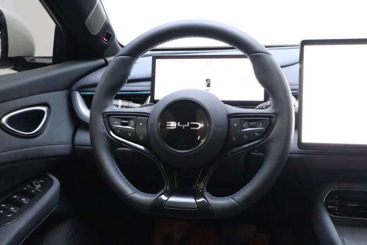 Used BYD Seal 06GT 2025 Intelligent Driving Version 505 Wave Plus Edition Steering Wheel