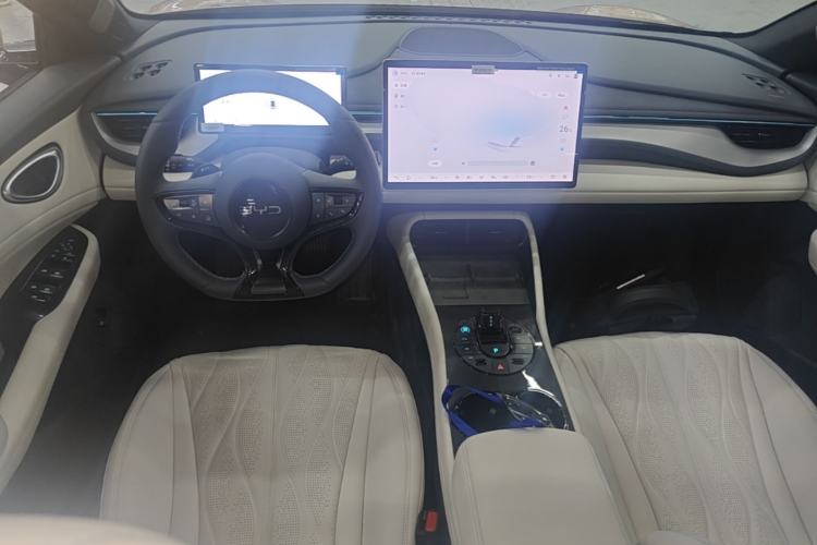 Used BYD Seal 06GT 2025 Intelligent Driving Version 605 Heatwave Edition Center Console