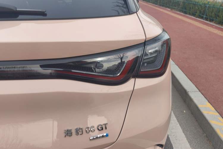 Used BYD Seal 06GT 2025 Intelligent Driving Version 605 Heatwave Edition Exterior 6