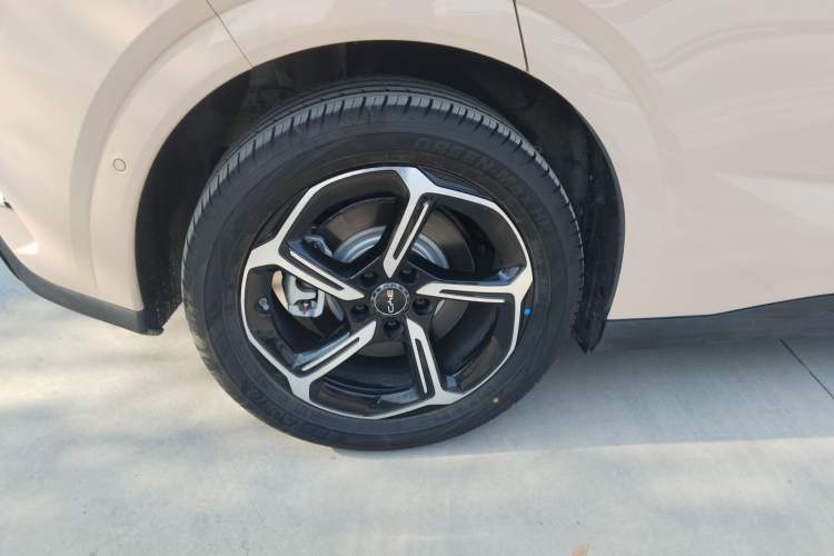 Used BYD Seal 06GT 2025 Intelligent Driving Version 605 Heatwave Edition Exterior 8