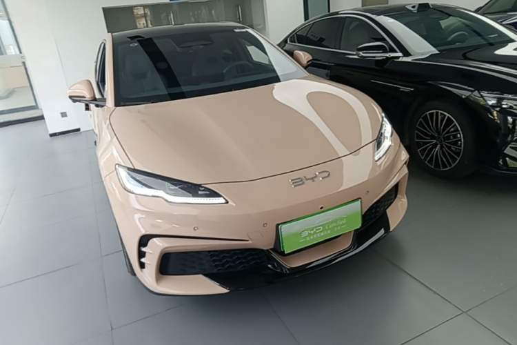 Used BYD Seal 06GT 2025 Intelligent Driving Version 605 Heatwave Edition Front Right 45 Deg