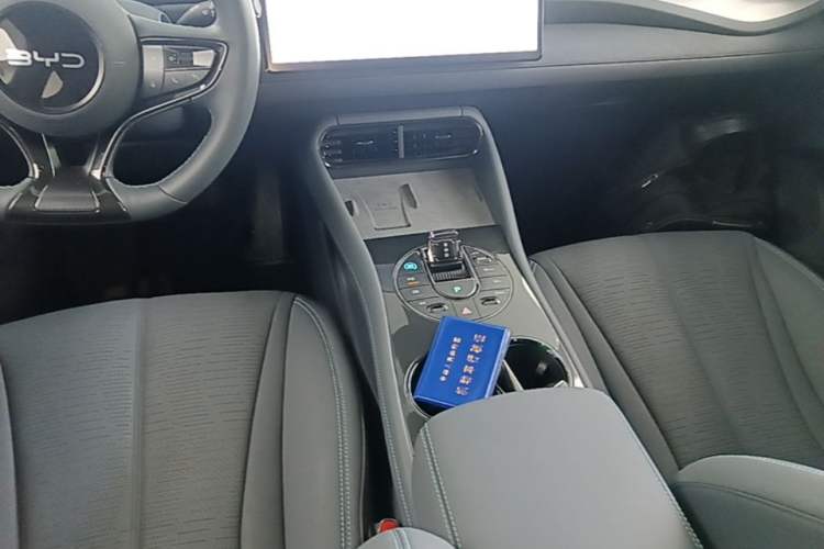 Used BYD Seal 06GT 2025 Intelligent Driving Version 605 Heatwave Edition Gear Lever