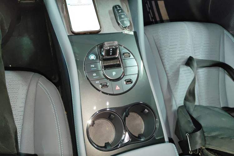 Used BYD Seal 06GT 2025 Intelligent Driving Version 605 Heatwave Edition Gear Lever