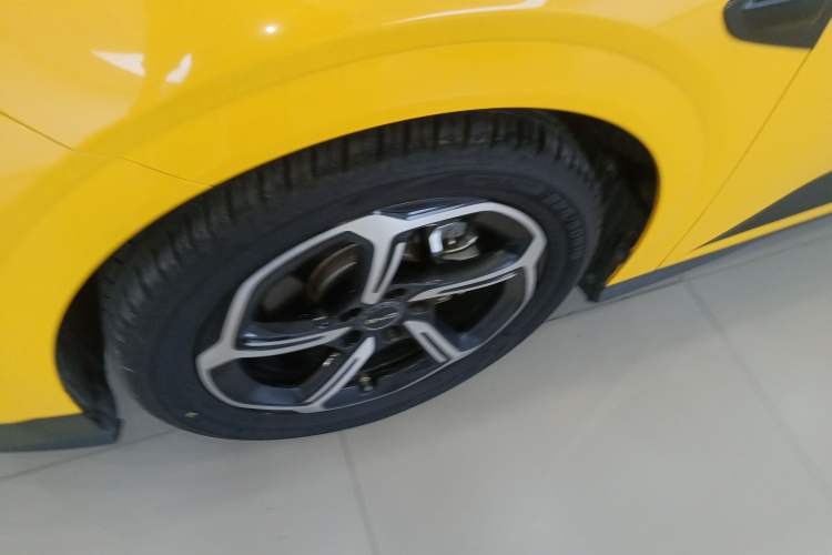 Used BYD Seal 06GT 2025 Intelligent Driving Version 605 Heatwave Edition Left Front Wheel Hub