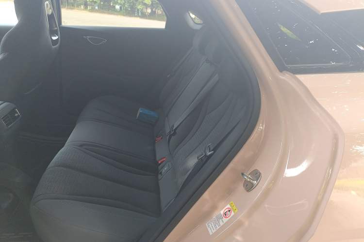 Used BYD Seal 06GT 2025 605 Heatwave Edition Left Rear Seat