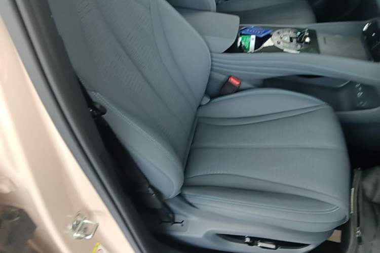 Used BYD Seal 06GT 2025 Intelligent Driving Version 605 Heatwave Edition Right Front Seat