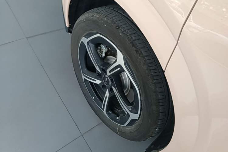Used BYD Seal 06GT 2025 Intelligent Driving Version 605 Heatwave Edition Right Rear Wheel Hub