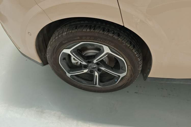 Used BYD Seal 06GT 2025 505 Wave Plus Edition Right Rear Wheel Hub