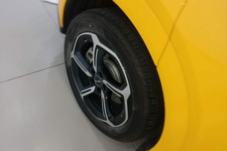 Used BYD Seal 06GT 2025 Intelligent Driving Version 605 Heatwave Edition Right Rear Wheel Hub