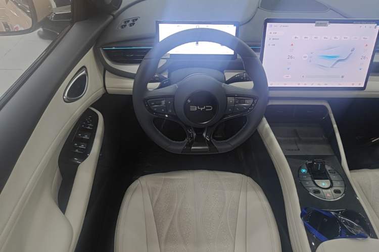 Used BYD Seal 06GT 2025 Intelligent Driving Version 605 Heatwave Edition Steering Wheel