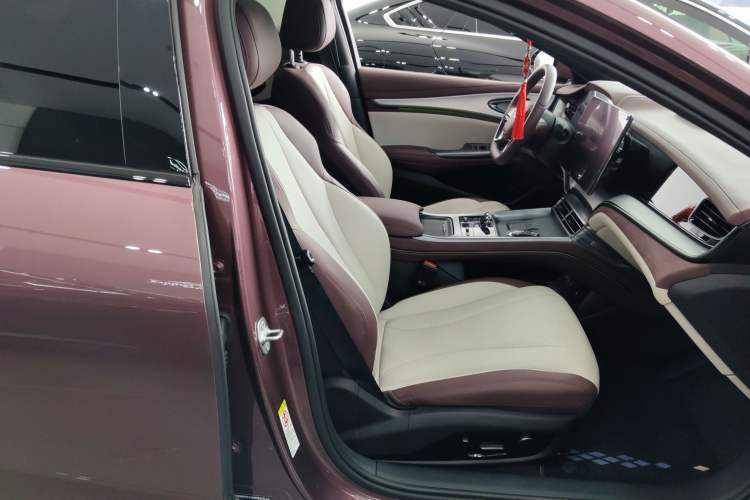 Used BYD Seal 07 DM-i 2025 DM-i 1.5L 125km Luxury Model Right Front Seat