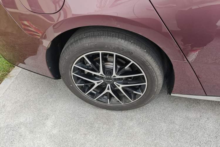 Used BYD Seal 07 DM-i 2025 Intelligent Driving Version DM-i 1.5T 125 km Range Flagship Edition Right Rear Wheel Hub