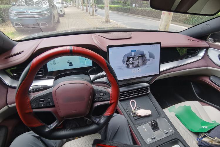 Used BYD Seal 07 DM-i 2025 DM-i 1.5L 125km Luxury Model Center Console