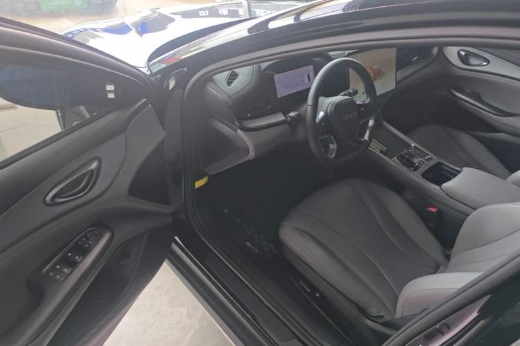 Used BYD Seal 07 DM-i 2025 DM-i 1.5L 125km Elite Model Driver Seat