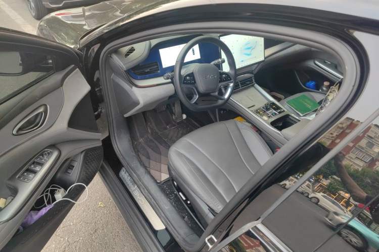 Used BYD Seal 07 DM-i 2025 DM-i 1.5L 125km Luxury Model Driver Seat