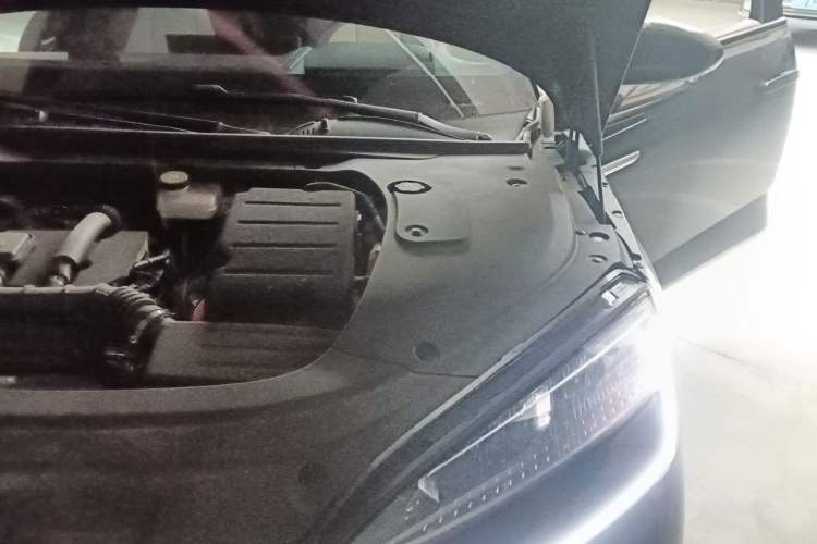 Used BYD Seal 07 DM-i 2025 DM-i 1.5L 125km Prestige Model Engine Bay Left