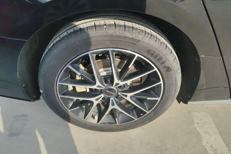Used BYD Seal 07 DM-i 2025 DM-i 1.5L 125km Luxury Model Exterior 8