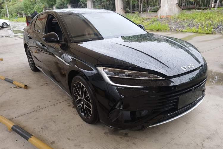 Used BYD Seal 07 DM-i 2025 DM-i 1.5L 125km Luxury Model Front Right 45 Deg