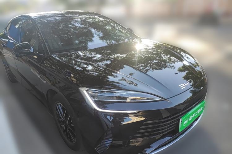 Used BYD Seal 07 DM-i 2025 DM-i 1.5L 70km Elite Model Front Right 45 Deg