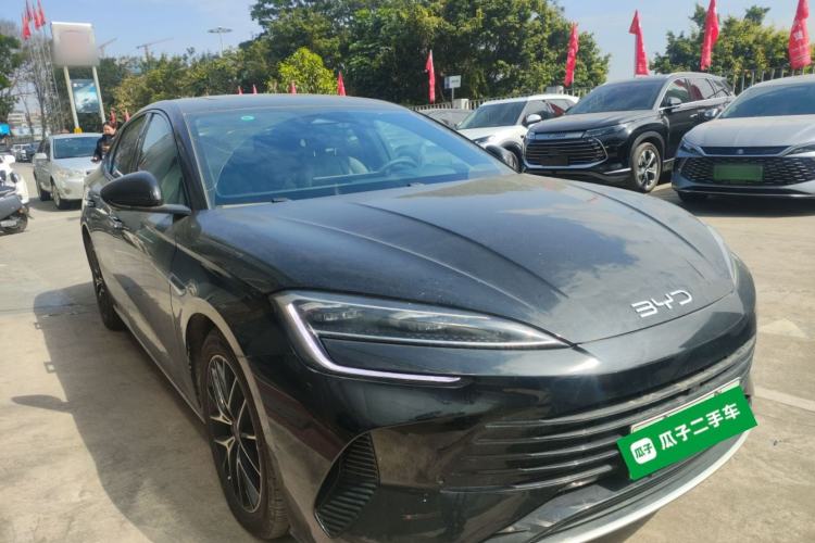 Used BYD Seal 07 DM-i 2025 DM-i 1.5L 125km Prestige Model Front Right 45 Deg