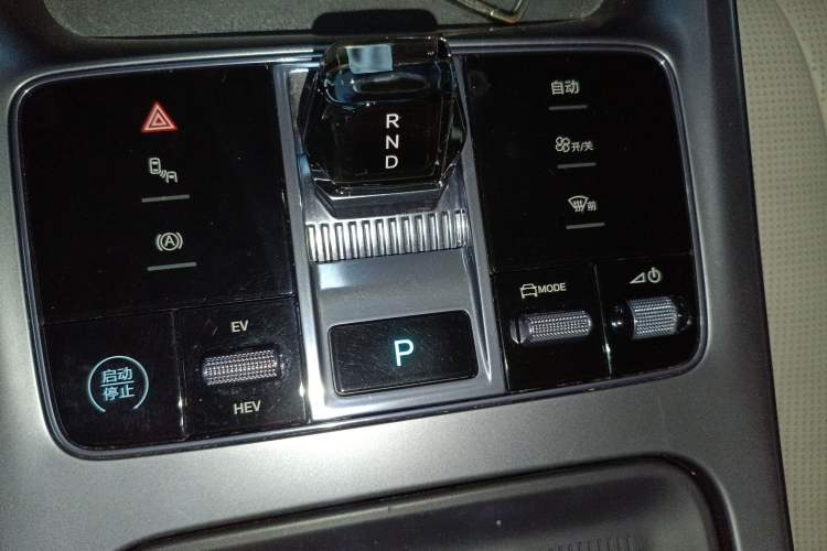 Used BYD Seal 07 DM-i 2025 DM-i 1.5L 125km Prestige Model Gear Lever
