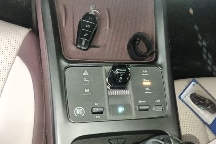 Used BYD Seal 07 DM-i 2025 DM-i 1.5L 125km Prestige Model Gear Lever