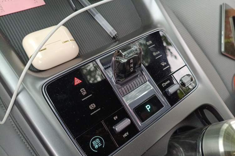 Used BYD Seal 07 DM-i 2025 DM-i 1.5L 70km Elite Model Gear Lever