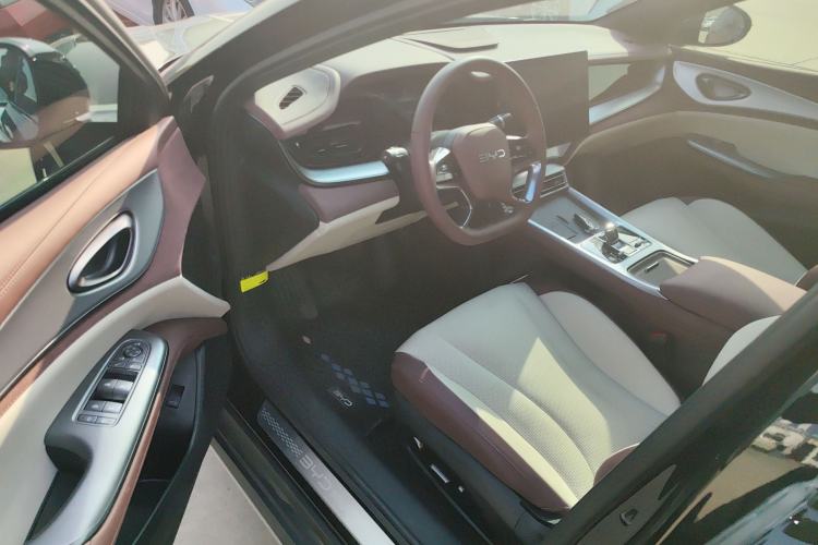 Used BYD Seal 07 DM-i 2025 DM-i 1.5L 125km Luxury Model Interior 3