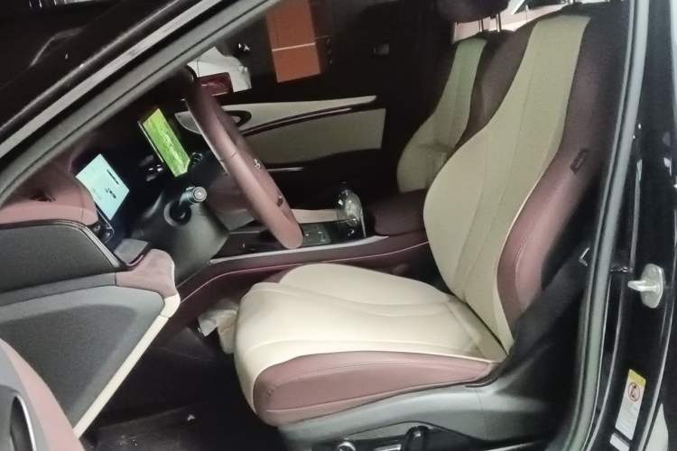 Used BYD Seal 07 DM-i 2025 DM-i 1.5L 125km Prestige Model Left Front Seat