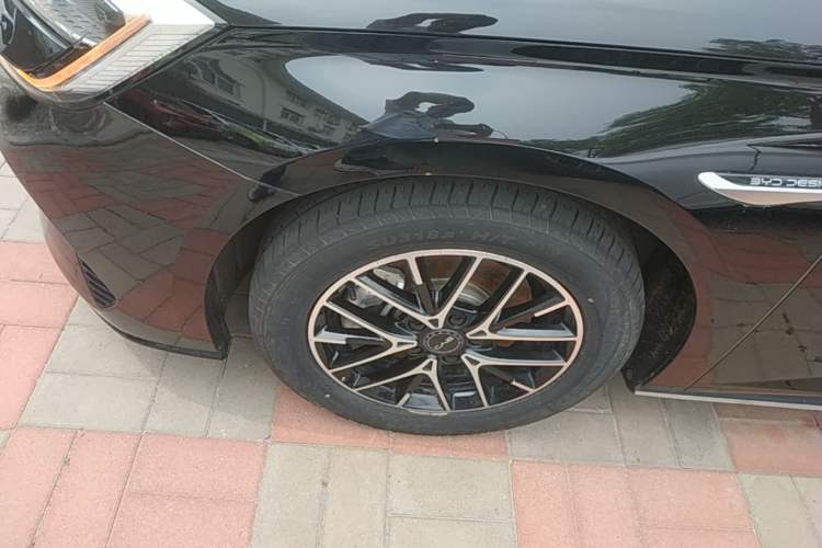 Used BYD Seal 07 DM-i 2025 DM-i 1.5L 70km Elite Model Left Front Wheel Hub