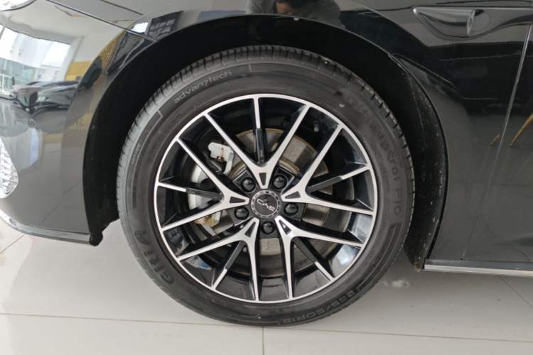 Used BYD Seal 07 DM-i 2025 Intelligent Driving Version DM-i 1.5L 125 km Luxury Edition Left Front Wheel Hub