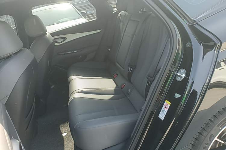 Used BYD Seal 07 DM-i 2025 DM-i 1.5L 125km Elite Model Left Rear Seat