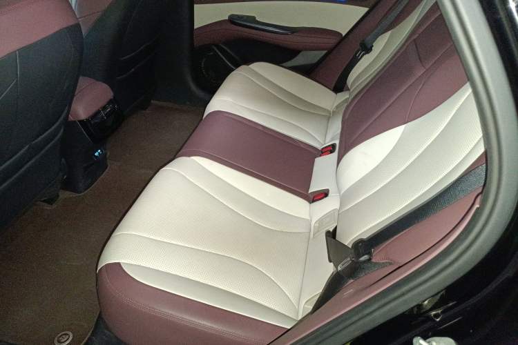 Used BYD Seal 07 DM-i 2025 DM-i 1.5L 125km Prestige Model Left Rear Seat
