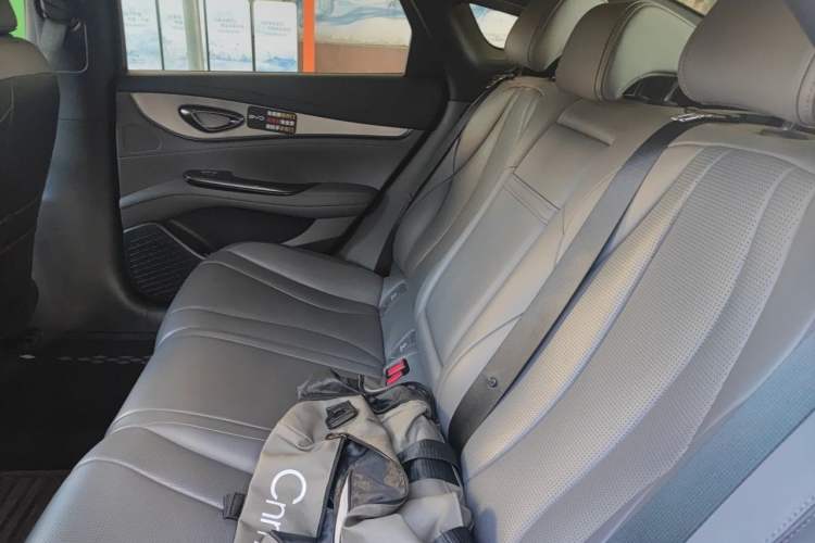 Used BYD Seal 07 DM-i 2025 DM-i 1.5L 70km Elite Model Left Rear Seat