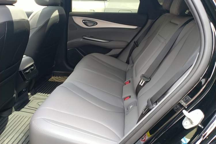 Used BYD Seal 07 DM-i 2025 DM-i 1.5L 125km Luxury Model Left Rear Seat