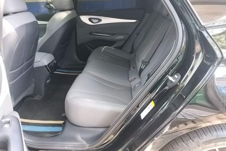 Used BYD Seal 07 DM-i 2025 DM-i 1.5L 125km Luxury Model Left Rear Seat