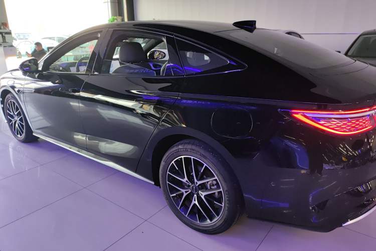 Used BYD Seal 07 DM-i 2025 Intelligent Driving Version DM-i 1.5L 125km Elite Edition Left Side