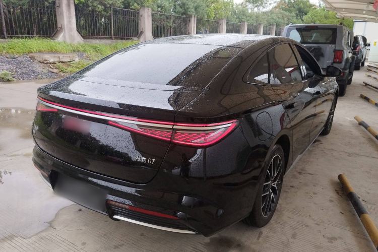 Used BYD Seal 07 DM-i 2025 DM-i 1.5L 125km Luxury Model Rear Right 45 Deg