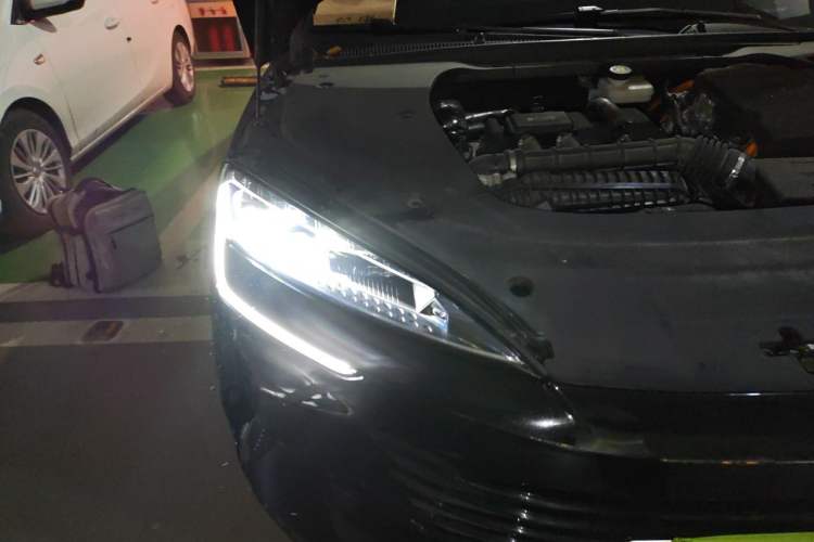 Used BYD Seal 07 DM-i 2025 DM-i 1.5L 125km Luxury Model Right Front Headlight