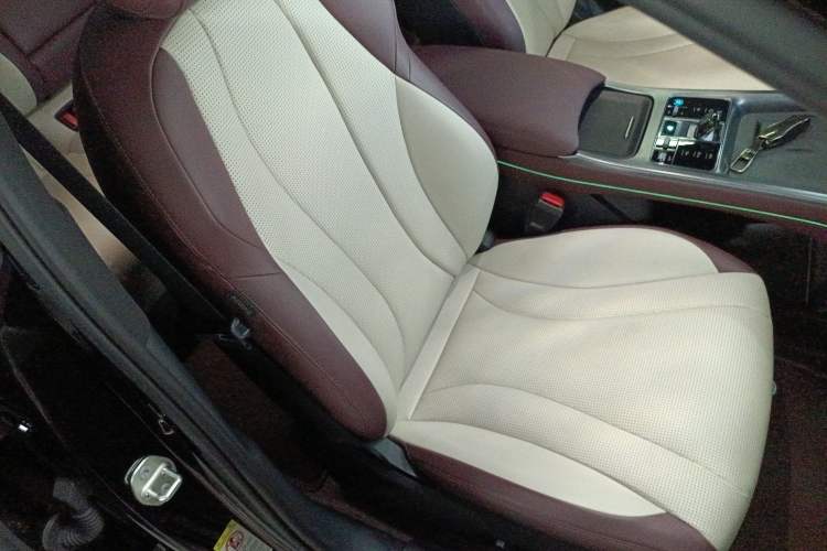 Used BYD Seal 07 DM-i 2025 DM-i 1.5L 125km Prestige Model Right Front Seat