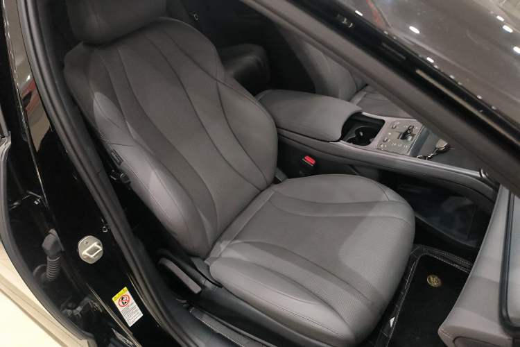 Used BYD Seal 07 DM-i 2025 DM-i 1.5L 125km Elite Model Right Front Seat