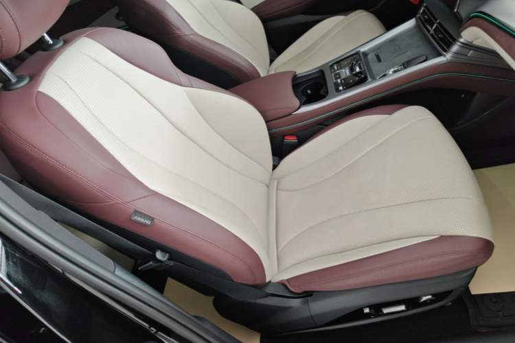 Used BYD Seal 07 DM-i 2025 Intelligent Driving Version DM-i 1.5L 125 km Luxury Edition Right Front Seat
