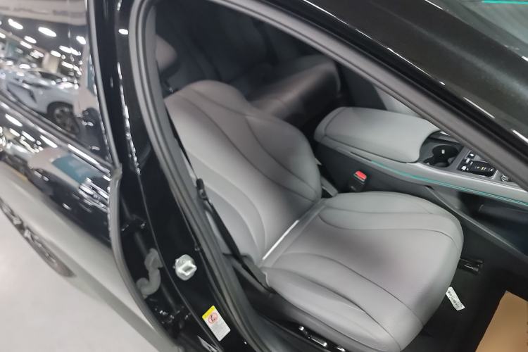 Used BYD Seal 07 DM-i 2025 Intelligent Driving Version DM-i 1.5L 125 km Prestige Edition Right Front Seat