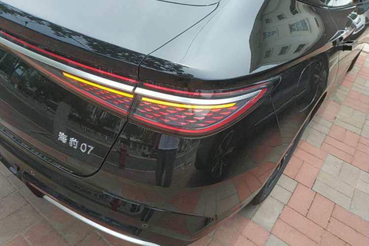 Used BYD Seal 07 DM-i 2025 DM-i 1.5L 70km Elite Model Right Rear Taillight
