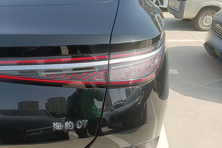 Used BYD Seal 07 DM-i 2025 DM-i 1.5L 125km Elite Model Right Rear Taillight