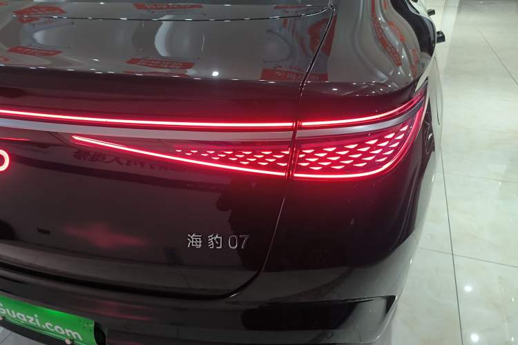Used BYD Seal 07 DM-i 2025 DM-i 1.5L 125km Elite Model Right Rear Taillight