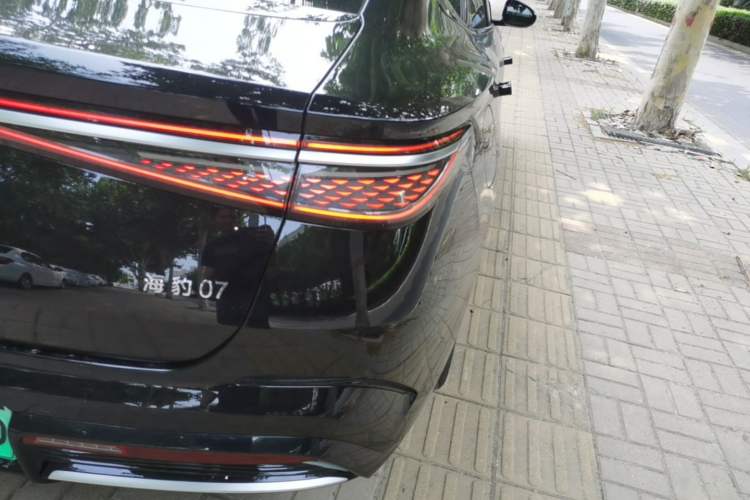 Used BYD Seal 07 DM-i 2025 DM-i 1.5L 125km Luxury Model Right Rear Taillight