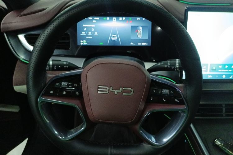 Used BYD Seal 07 DM-i 2025 DM-i 1.5L 125km Prestige Model Steering Wheel